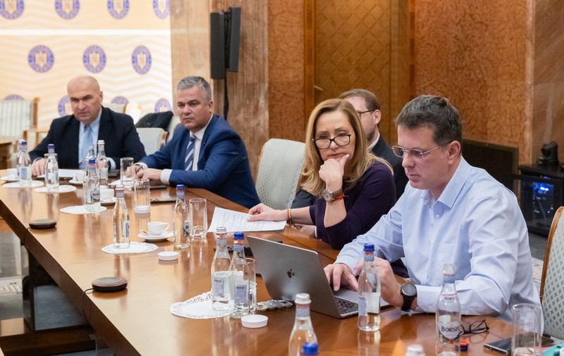 PSD-PNL-UDMR, după ce USR a refuzat să vină la ședință: Avem voturile pentru un Guvern și majoritate parlamentară și fără ei