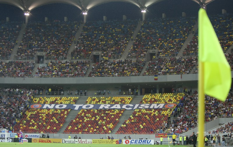 ROMÂNIA - IRLANDA DE NORD, preliminarii EURO 2016 / Invitații ”la mișto”