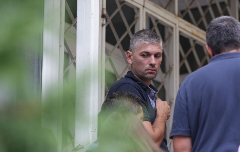 UPDATE/ Șoferul mașinii cu număr anti-PSD face plângere pentru că fiul său a fost nevoit să asiste la audierea sa (VIDEO)