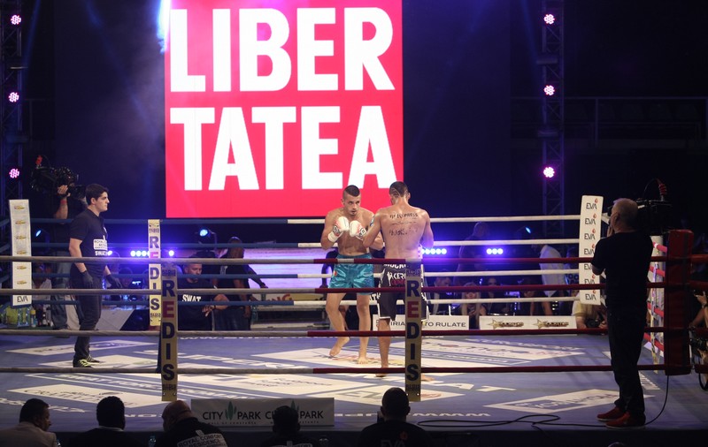 Superkombat. Seară cu pumni și cu picioare, dar nu de domnișoare! Bacary Sagna a venit la show | REZULTATELE GALEI