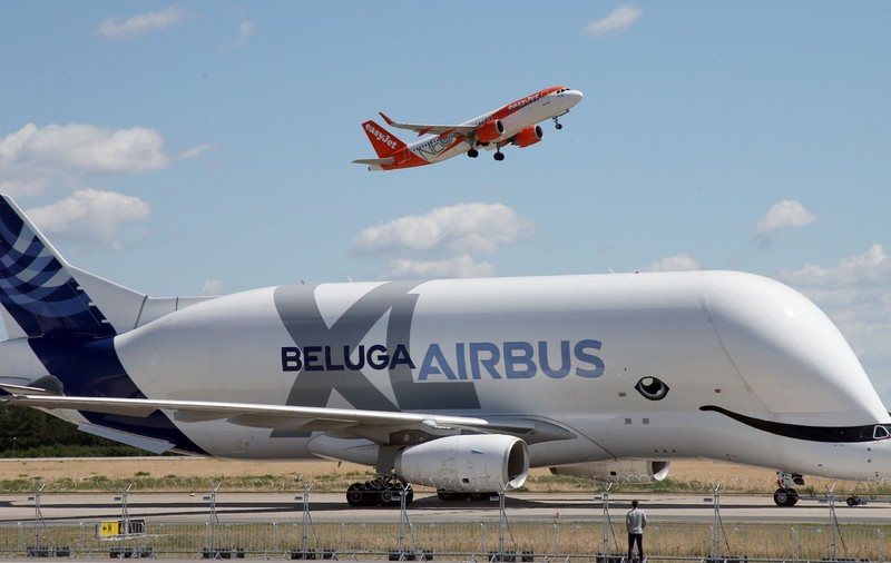Airbus Beluga, cel mai ciudat avion din lume, va avea propria companie aeriană. Imagini cu aeronava „balenă”