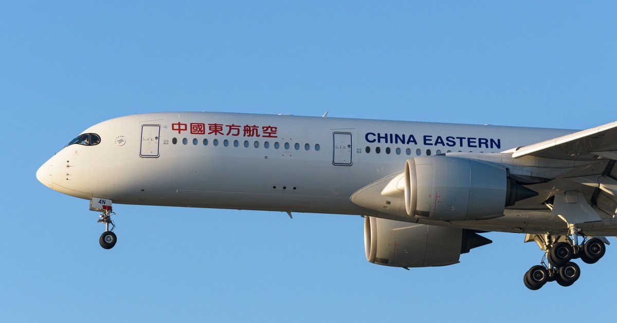 Imagine cu un avion al companiei China Eastern Airlines