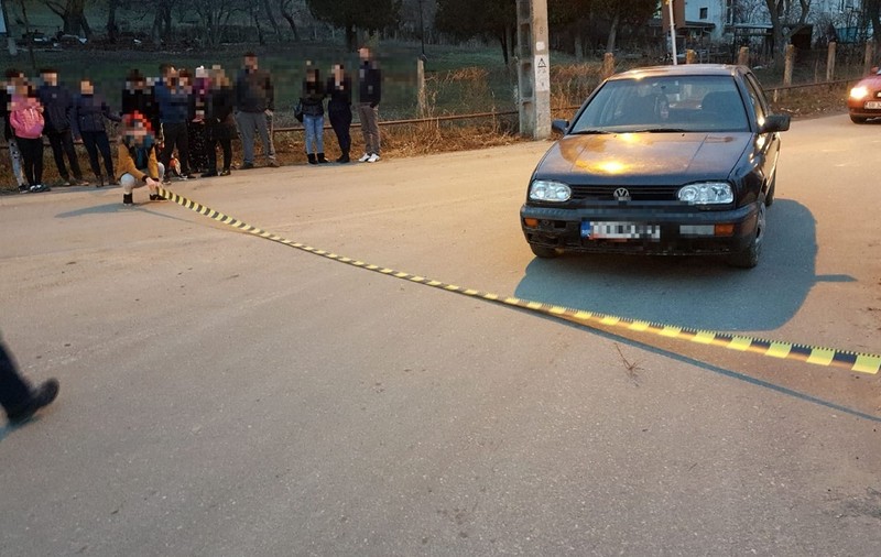 Adolescent din Sibiu, lovit pe trotuar de o mașină condusă de un șofer beat și fără permis