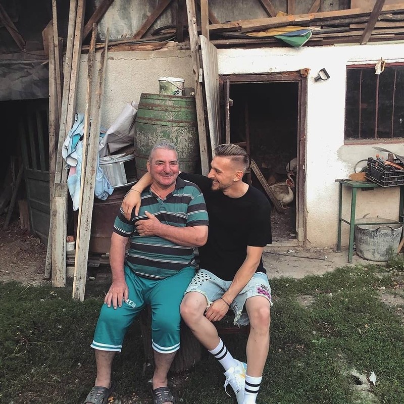 Ionuț Radu ține foarte mult la bunicul lui FOTO: instagram