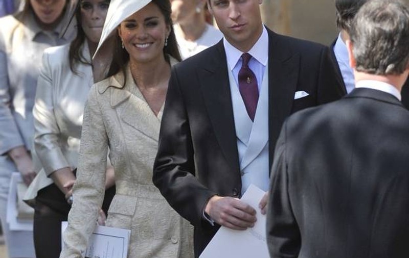 Zgârcenie sau cumpătare? Kate şi prinţul William zboară cu low cost