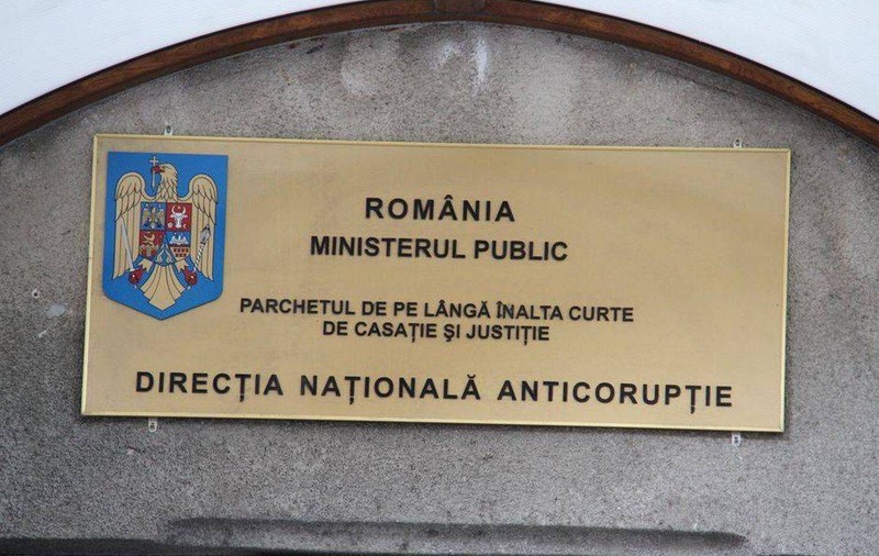 Fost secretar de stat din Ministerul Sănătății, arestat preventiv. Alin Țucmeanu e acuzat de luare de mită
