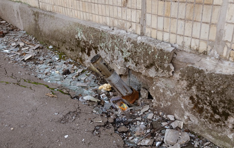 Human Rights Watch: Atât Ucraina, cât și Rusia au folosit bombe cu dispersie în război, care au ucis civili ucraineni