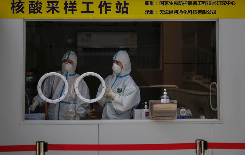 Vaccin anti-Covid netestat, oferit de guvernul chinez către zeci de mii de persoane