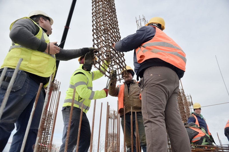 Construcțiile duc lipsă de muncitori calificați | Foto: Hepta