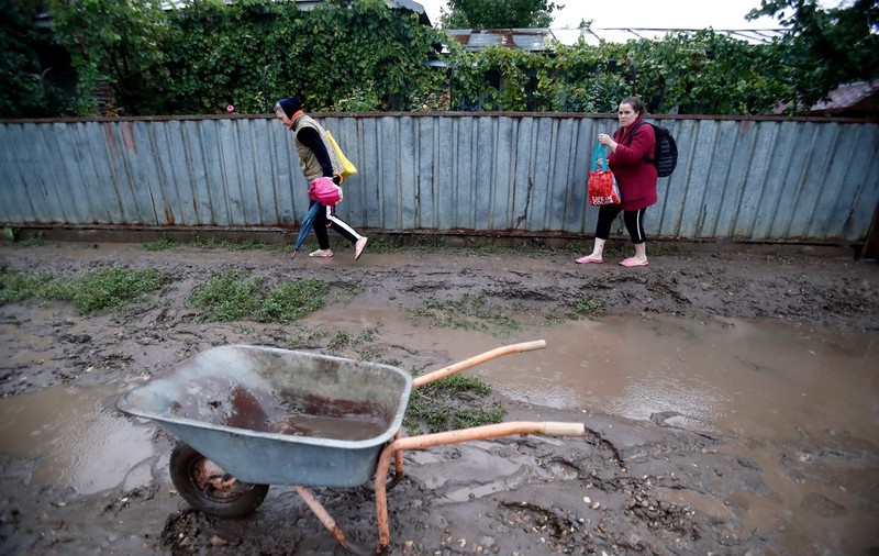 Locuitori din zeci de localități din Galați, evacuați din cauza pericolului de inundații. Toleranță zero pentru cine refuză, spune șeful CJ