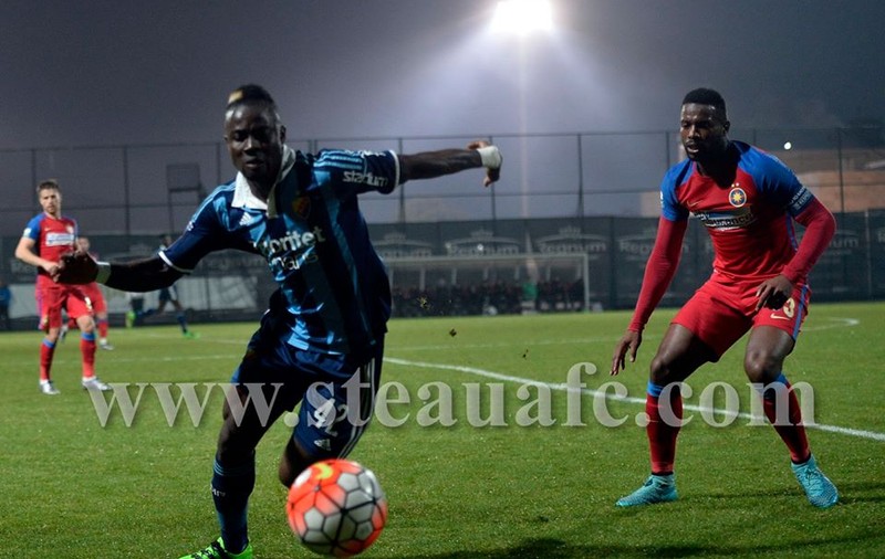 Steaua - Djurgardens 2-2. Cu Tamaș titular, campioana a început furtunos, dar a terminat fără vlagă. Marica, inexistent, a fost schimbat la pauză cu Gebhart, care a avut un debut șters. Reacții din Turcia