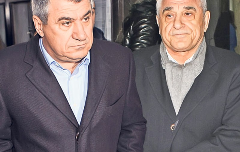GIOVANI şi VICTOR BECALI, REACŢII DIFERITE înainte de ZIUA JUDECĂŢII