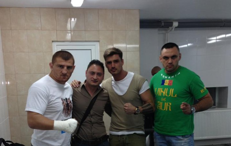 Bogdan Vlădău este fan Superkombat. "Burlacul" i-a susţinut pe Moroşanu şi pe Ciobanu