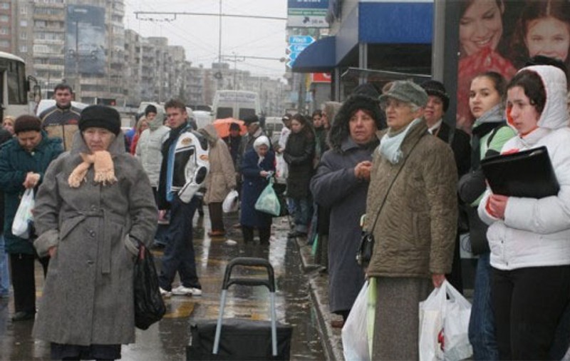 Ambuteiaje în mai multe cartiere bucureştene din cauza grevei
