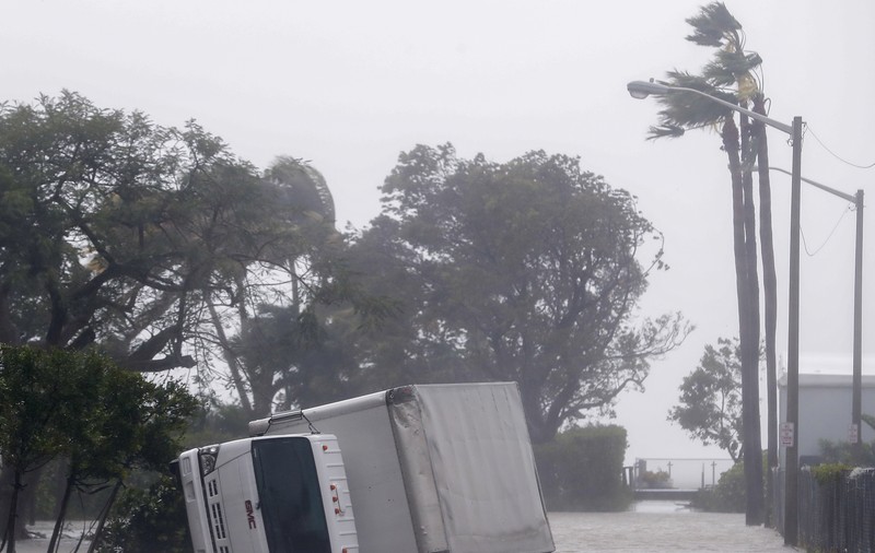 Stare de catastrofă naturală în Florida, în urma uraganului Irma. Urgia a provocat moartea a zece persoane în Cuba