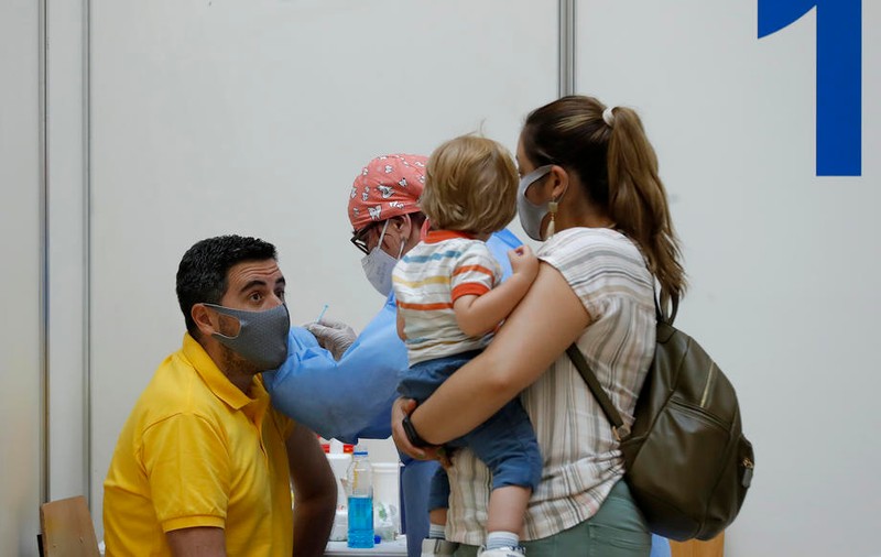 Continuă să scadă numărul persoanelor vaccinate zilnic. Doar 52.700 de români, imunizați în ultimele 24 de ore