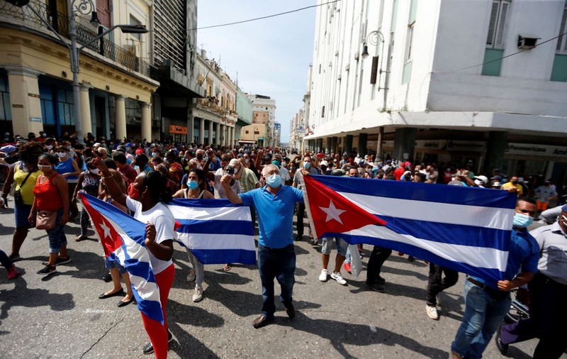Cuba ridică restricțiile vamale asupra alimentelor și medicamentelor, în urma protestelor masive