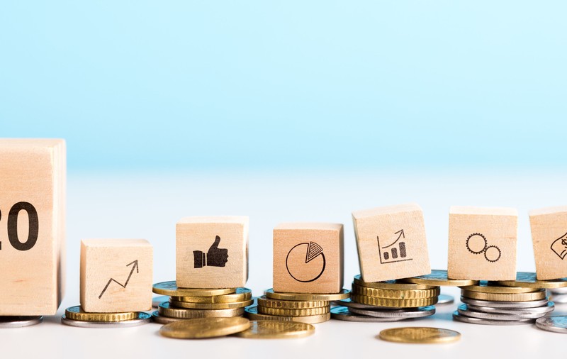 Ce se întâmplă cu banii românilor în 2020. Cele mai mici creșteri salariale, cele mai mari creșteri de prețuri!