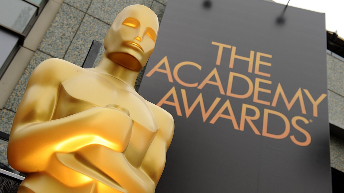 Trei cineaste din România, invitate să se alăture Academiei de film americane, care decernează premiile Oscar. Cine sunt acestea