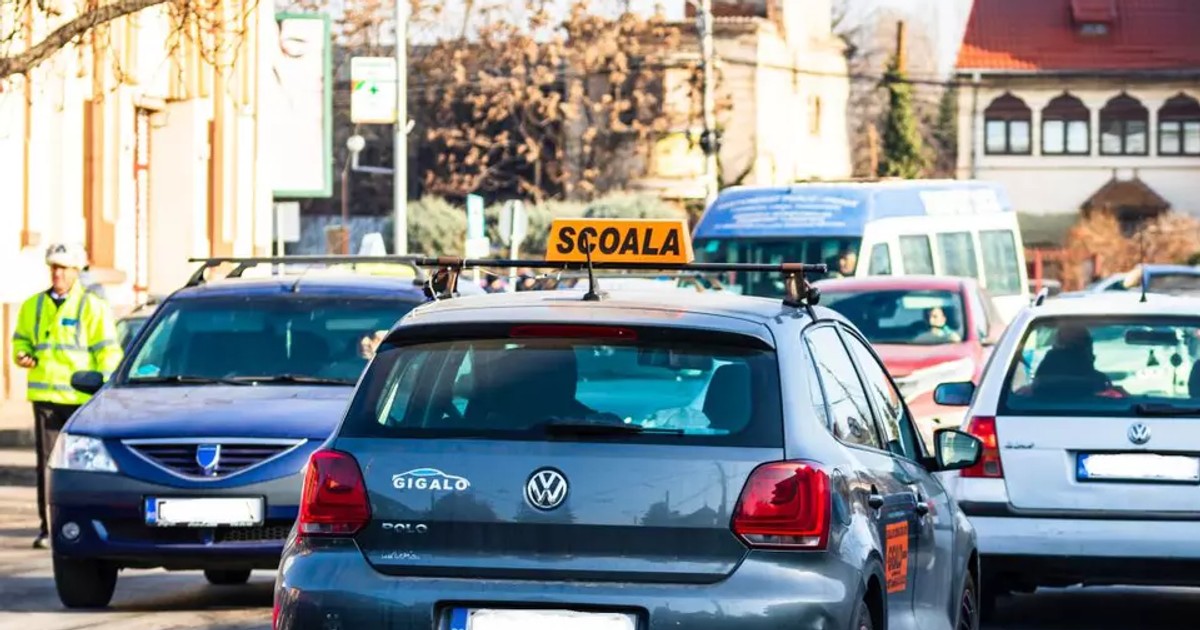 VIDEO Cât timp este valabil permisul de conducere în funcție de categorie
