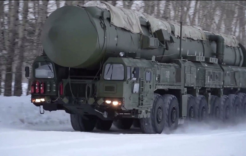 SUA acuză China că a „crescut masiv” arsenalul său de arme nucleare, cu ajutorul Rusiei