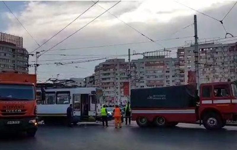 VIDEO | Un tramvai s-a defectat în zona Obor din Capitală. Traficul s-a desfășurat cu dificultate