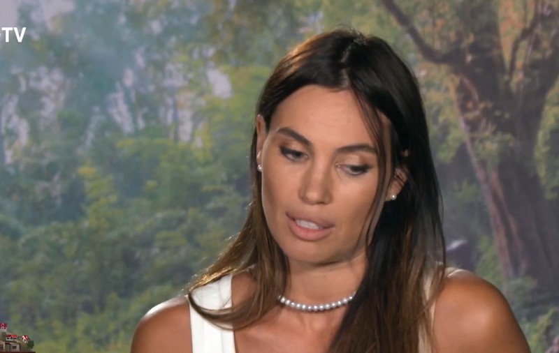 Regretul Alinei Pușcău de la Ferma. Orășeni vs Săteni. “Când ai un tată care bea foarte mult și reacționează altfel, e foarte greu”