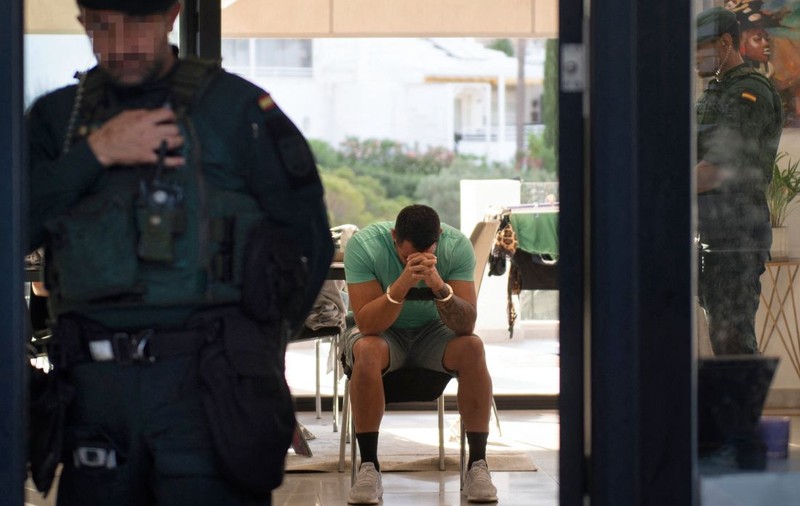Interlopii și mafioții sunt vânați de o unitate specială, în țara din Europa în care trăiesc un milion de români