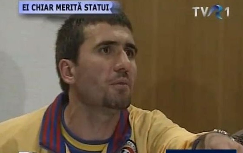 Gică Hagi a prevăzut în 1998 viitorul sumbru al fotbalului autohton: "Merităm să ne faceţi statuie! Fotbalul românesc se duce" | VIDEO