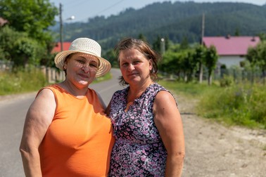 Steluța și Elena sunt printre puținele din Ulma care s-au vacccinat