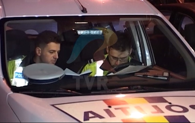 Situație rușinoasă la IPJ Hunedoara. Mașinile de poliție nu sunt dotate cu sirene, iar stațiile de emisie-recepție nu funcționează