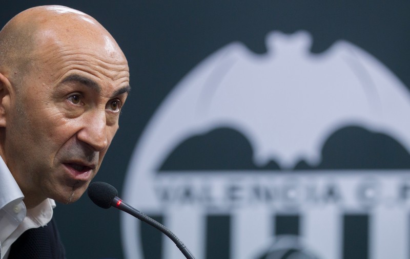 Valencia l-a demis pe antrenorul Pako Ayestaran. "Liliecii", pregătiţi de un interimar