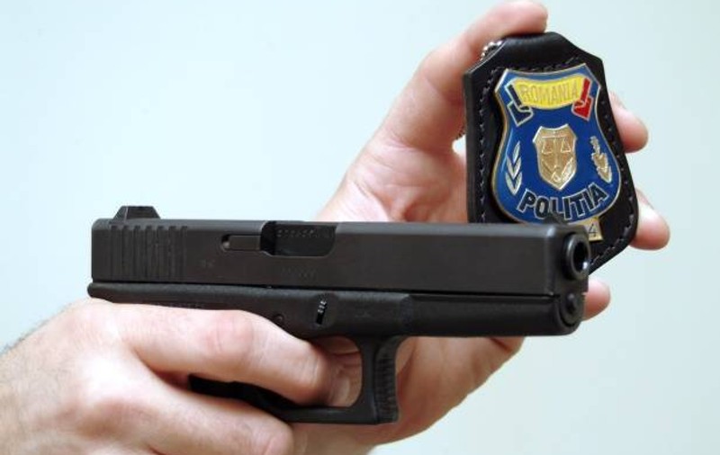 Laurenţiu Darbu, hoţul împuşcat în cap de poliţişti, a murit
