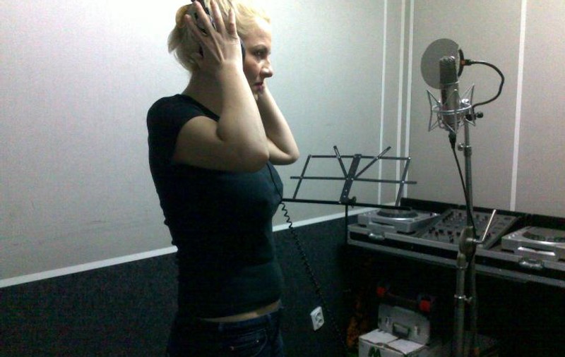 Rouge a leşinat în studio