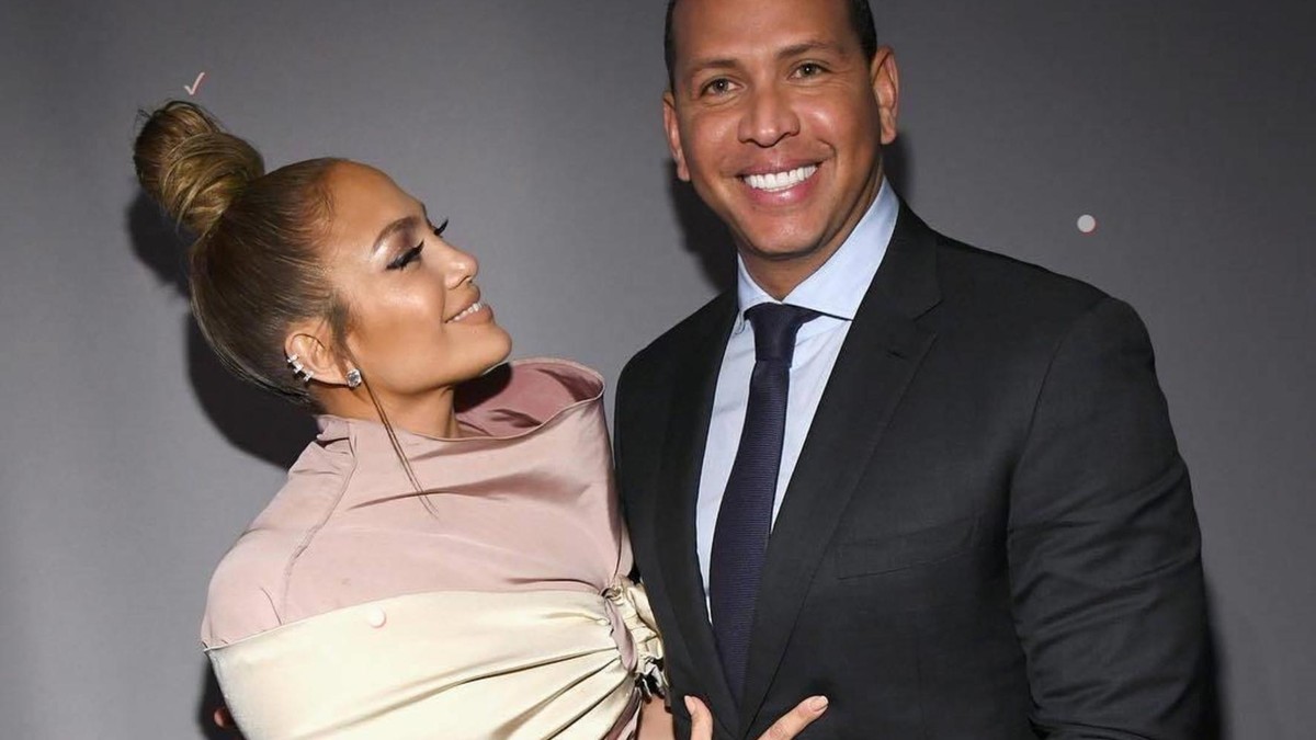 Alex Rodriguez a planificat luni de zilele cererea în căsătorie a lui Jennifer Lopez. A făcut repetiții ca totul să iasă perfect