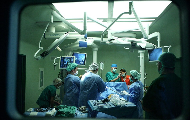 Încă un posibil caz de medic fals, în Galați. O tânără care apare că lucrează în Marea Britanie s-a prezentat la un birou de traduceri cu o diplomă falsă!