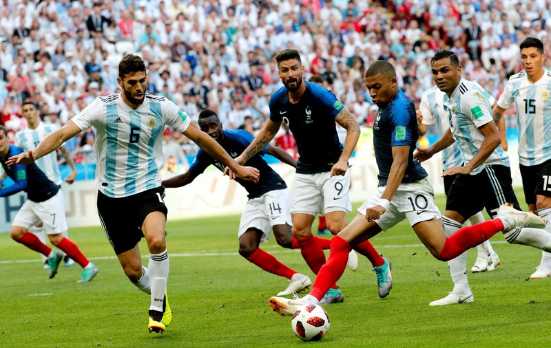 Franța - Argentina 4-3, în optimile Campionatului Mondial de fotbal Rusia 2018. Mbappé a câștigat clar duelul decarilor cu Messi