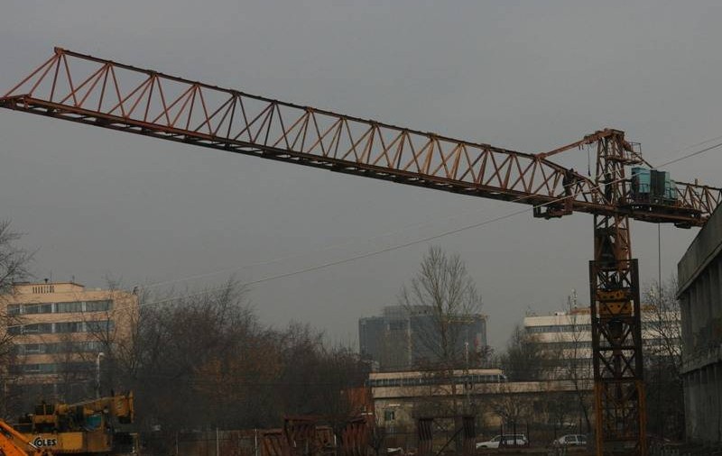 Muncitor român, RĂNIT GRV în Belgia! O macara a căzut peste el