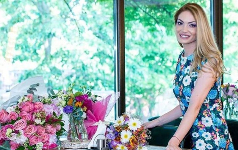 Prima imagine cu gemenele Valentinei Pelinel. Ce frumoase sunt Indira Maria și Rania Maria