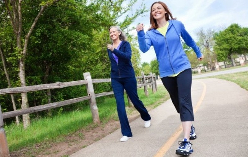 Dietă şi fitness: Minunile mersului pe jos asupra organismului tău