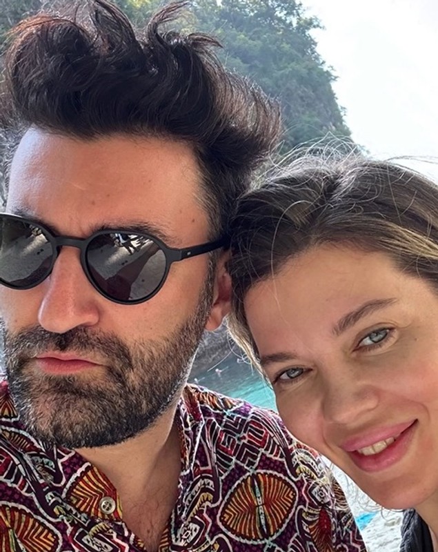 Ce îl enervează pe Smiley la Gina Pistol, la doi ani de la nuntă: „O afectează niște chestii”. Dezvăluirea neașteptată făcută de artist