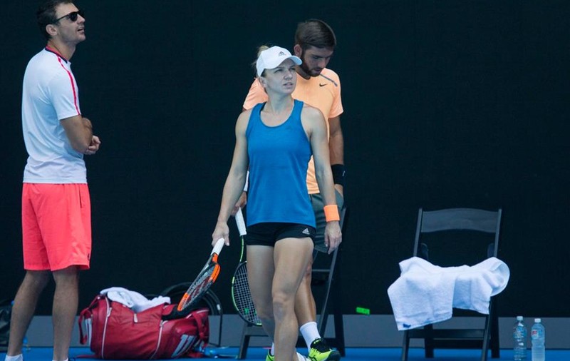 Româncele vin pe rând la Australian Open. Simona Halep a făcut primul antrenament la Melbourne, a aterizat și Sorana Cîrstea / VIDEO