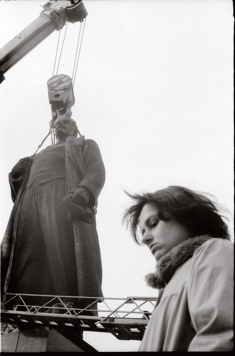 „La un moment dat îi era frică să pozeze orașul. Aparent mă fotografia pe mine, dar făcea poze orașului”, povestește Mihaela.&nbsp;