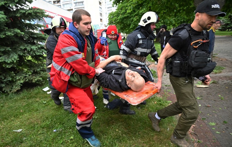 Berlinul promite Ucrainei și ajutor medical, nu doar militar. 200 de doctori germani vor trata persoanele rănite și bolnave