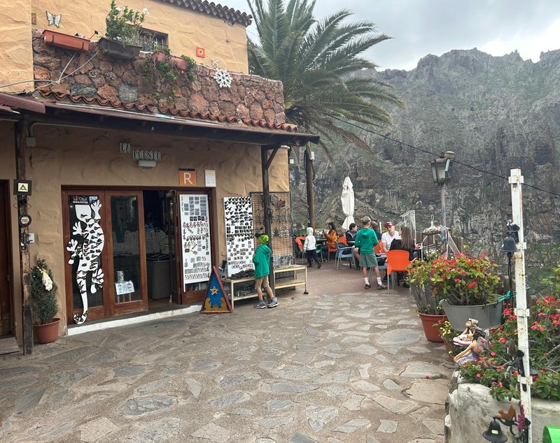 Ce înseamnă „dramatic scene mountain”. Cum ajungi la Masca, satul uitat din Tenerife