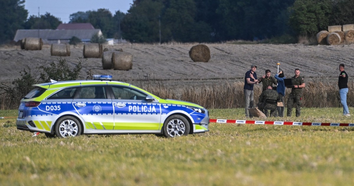 Autoritățile poloneze caută drone rusești în apropiere de satul Wohyn Foto: Profimedia