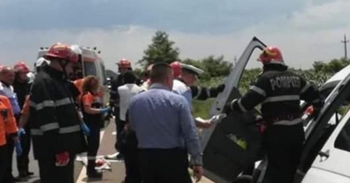 Microbuz răsturnat într-un accident în Giurgiu
