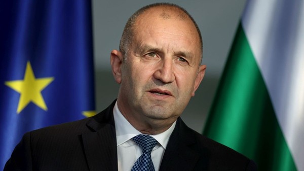 Premierul Bulgariei, Rumen Radev, îndeamnă liderii europeni să redeschidă canalele diplomatice cu Rusia. Foto: Getty Images