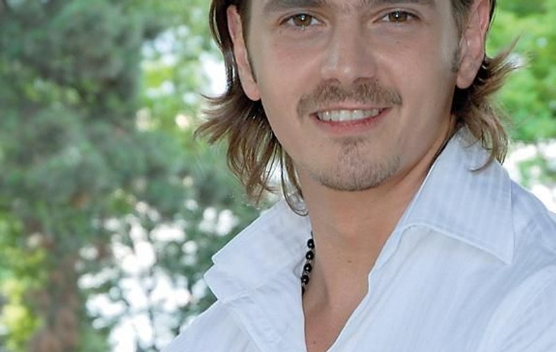Mihai Petre va avea mai mulţi copii