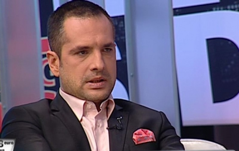 Mădălin Ionescu, în lacrimi, lângă mama lui! “Ştiu că a fost un pic bolnavă”